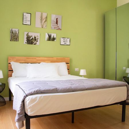 Barberini Bright Apartment Рим Екстер'єр фото