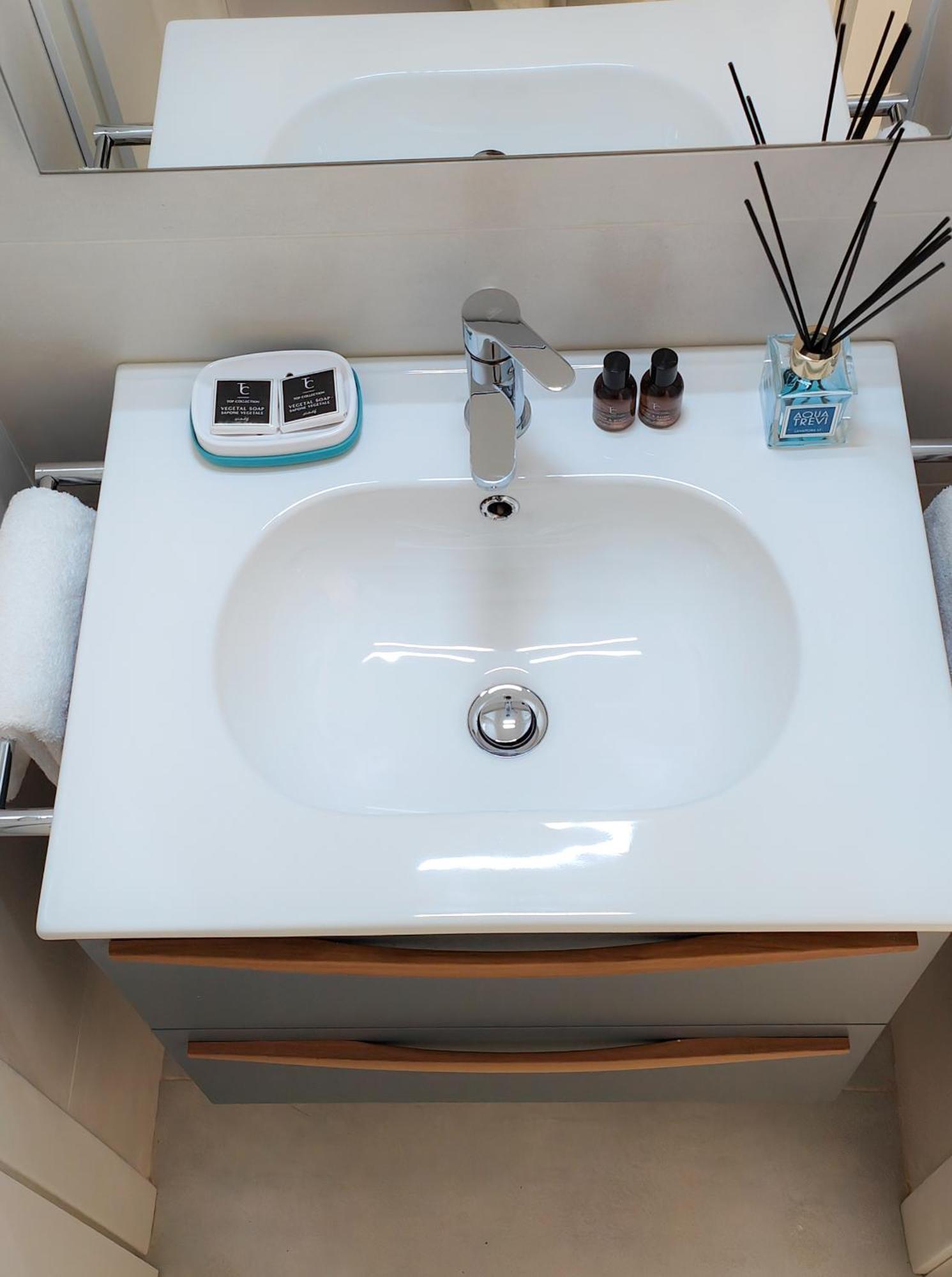 Barberini Bright Apartment Рим Екстер'єр фото